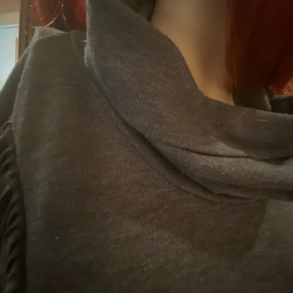 SHE AND SKY PULLOVER TOP - Picture 5 of 8